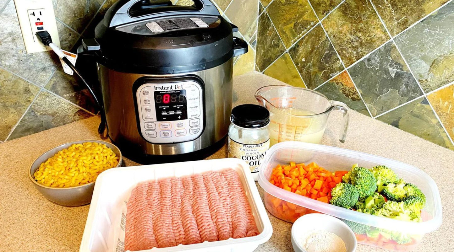 Instant Pot Easy Turkey and Macaroni with Carrots and Broccoli